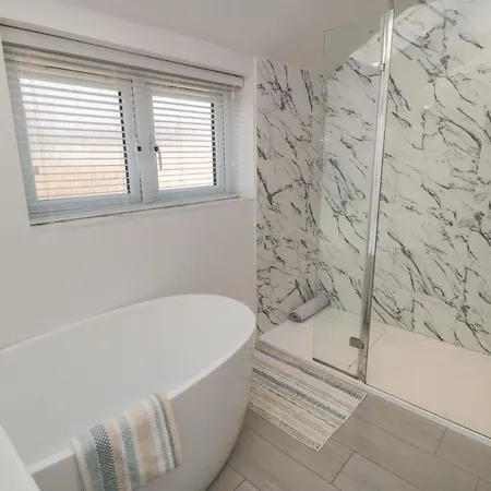 Nyaraló Driftwood House